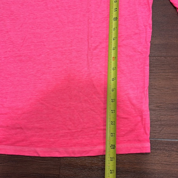 Free People NWOT Oversized long sleeve in a blend of Cotton. Rayon & Polyester. - Picture 7 of 7